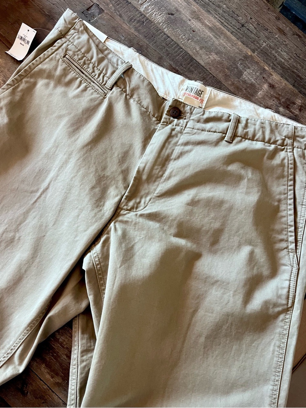 Men's GAP Khaki Chinos Vintage Standard Fit Size 38x32 New With Tags